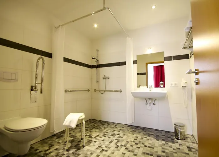 Bei Der Marienkirche Konukevi Mühlhausen